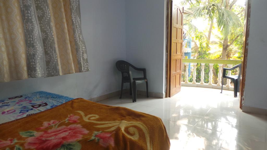 J.S Holiday Guest House กาลังกูติ ภายนอก รูปภาพ