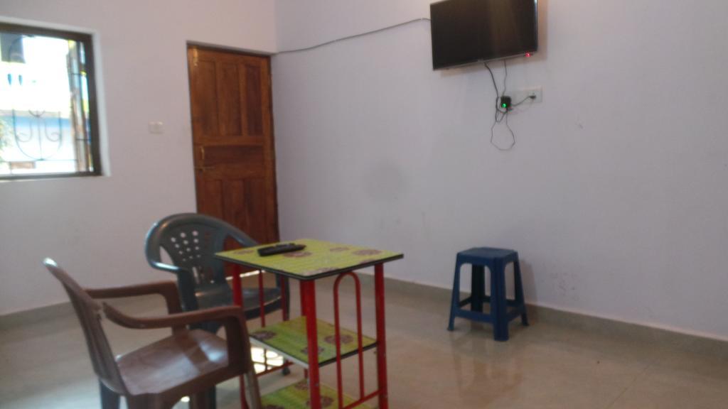 J.S Holiday Guest House กาลังกูติ ภายนอก รูปภาพ